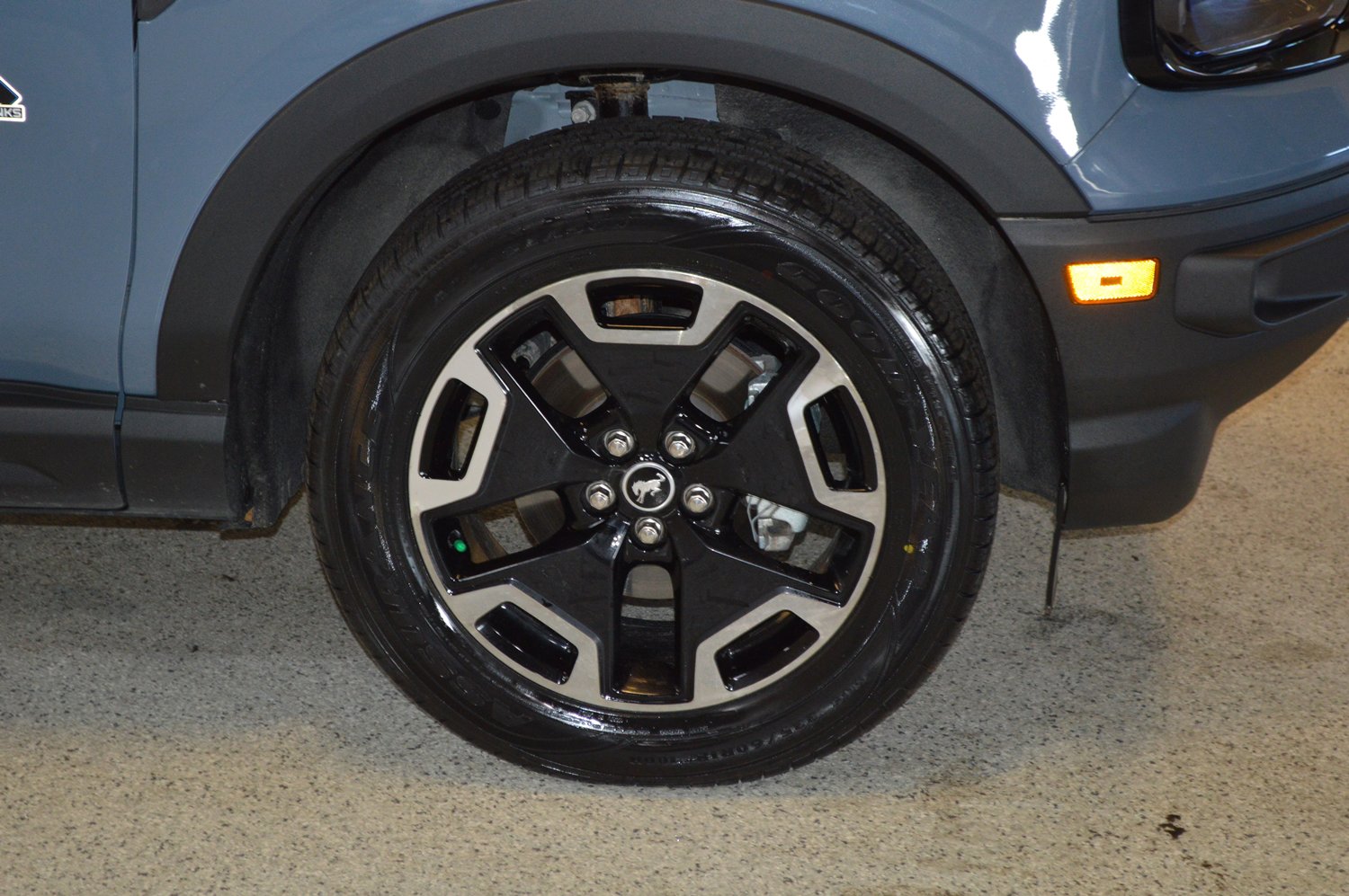 Used 2024 Ford Bronco Sport Outer Banks w/ Tech Package image 9