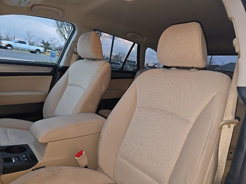 Used 2016 Subaru Outback 2.5i Premium w/ Protection Package #1 image 8