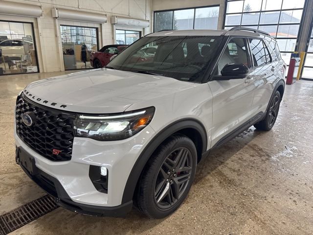 New 2026 Ford Explorer ST w/ Sun And Sound Package image 7