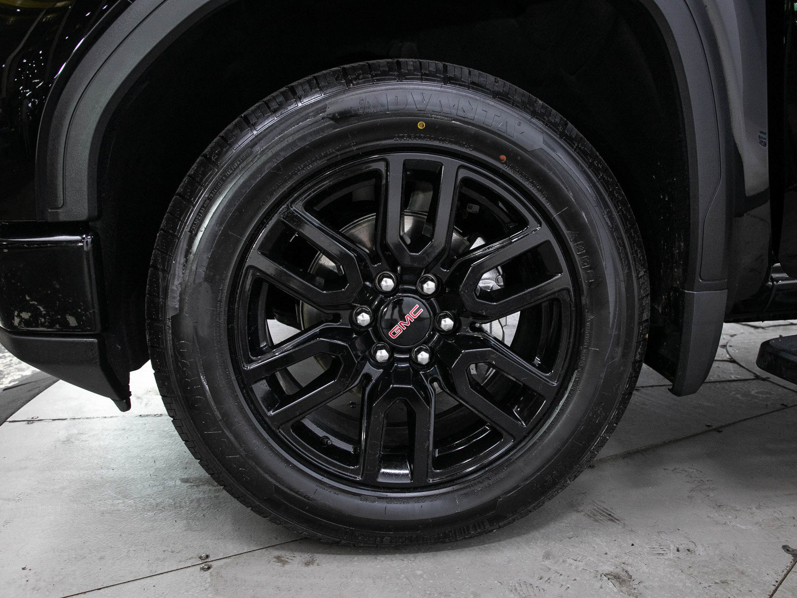 Used 2023 GMC Sierra 1500 Elevation w/ Elevation Premium Package AWD/4WD image 29