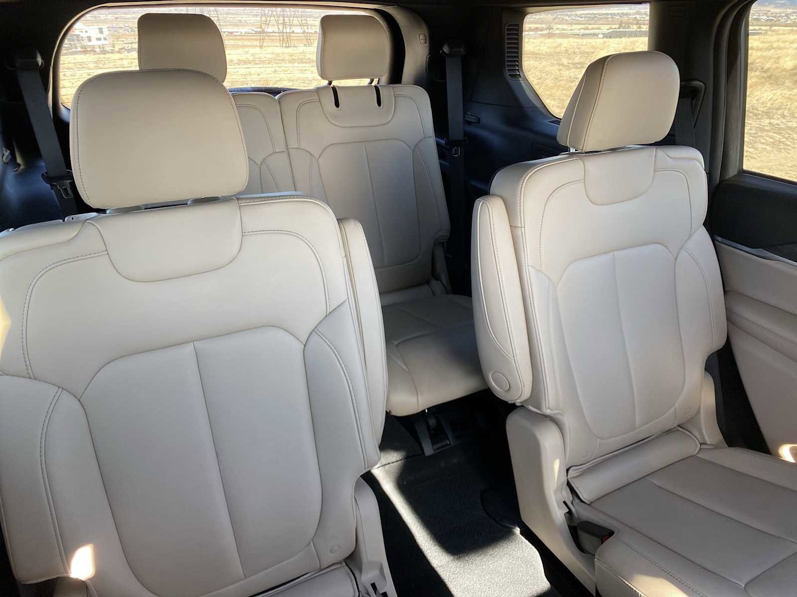 Certified 2024 Jeep Grand Cherokee L Limited image 35