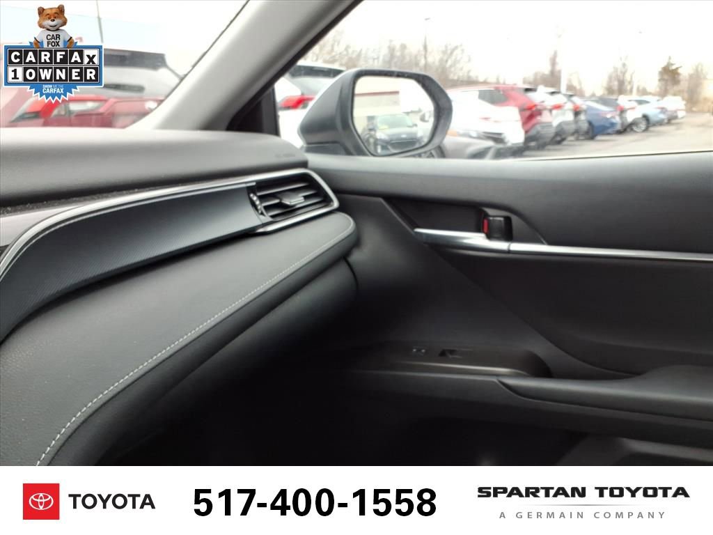 Used 2024 Toyota Camry SE image 23