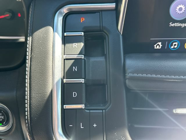 Used 2021 Chevrolet Tahoe LT w/ LT Signature Package AWD/4WD image 37