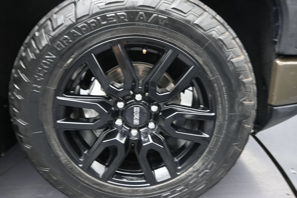 Used 2023 GMC Sierra 1500 Elevation RWD image 15