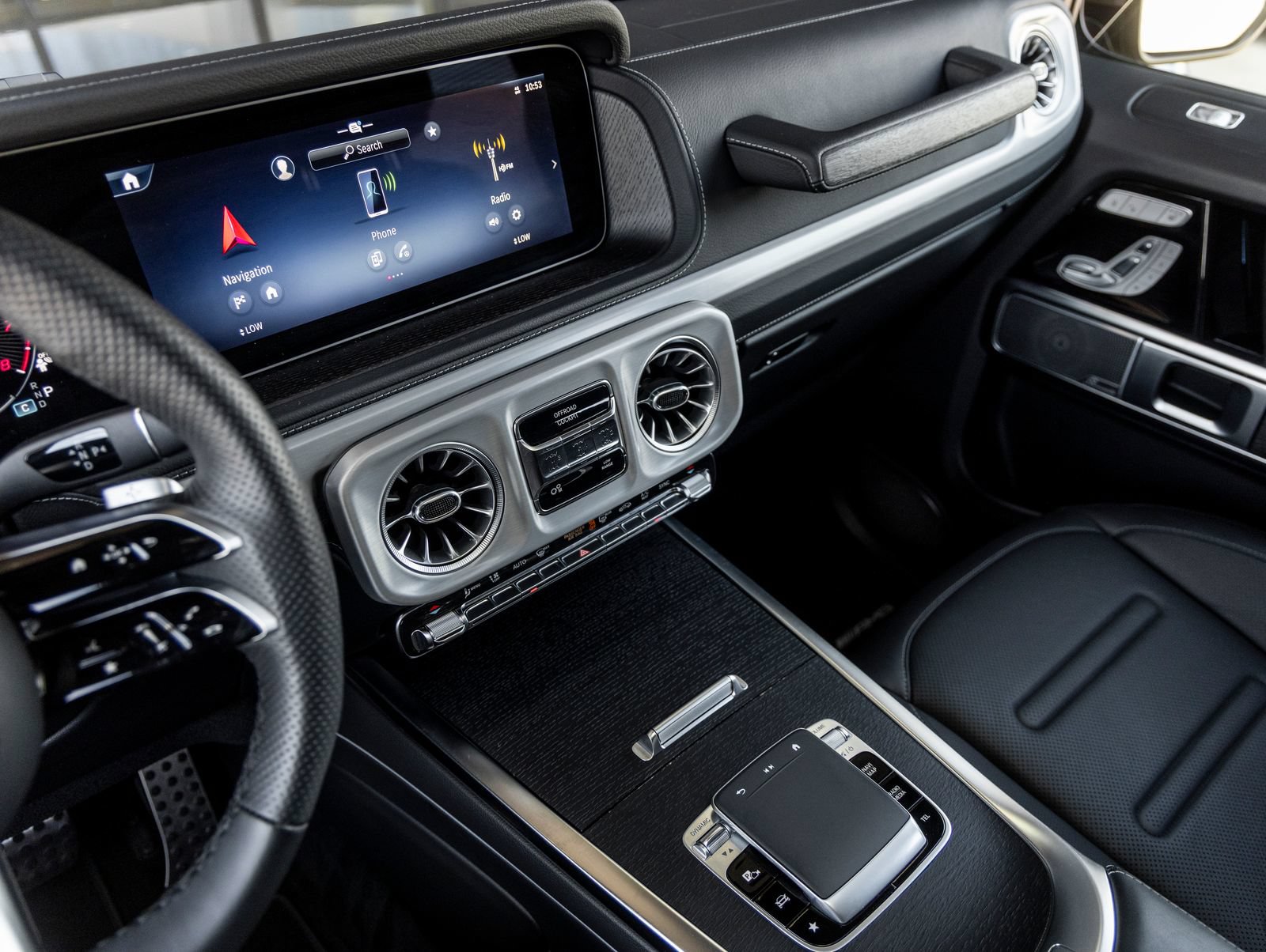 Used 2025 Mercedes-Benz G 550 image 34