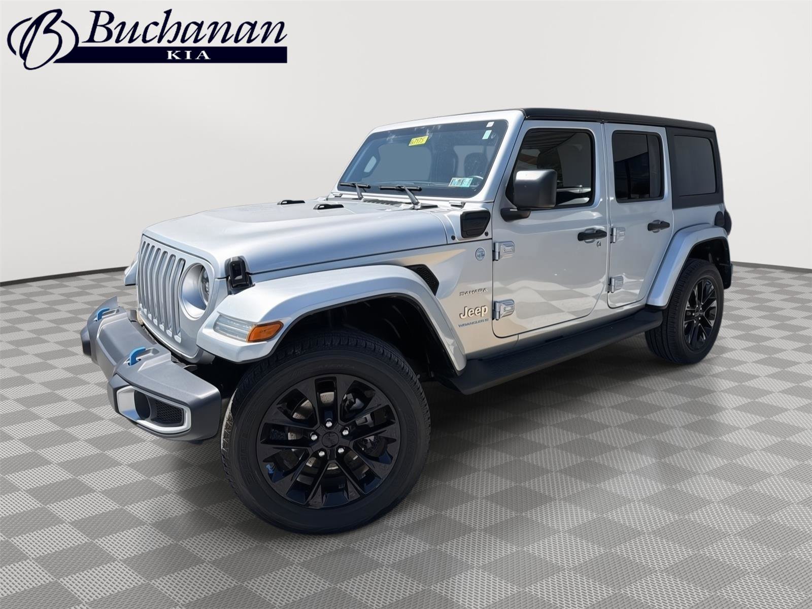Used 2023 Jeep Wrangler Unlimited Sahara w/ Cold Weather Group AWD/4WD image 1