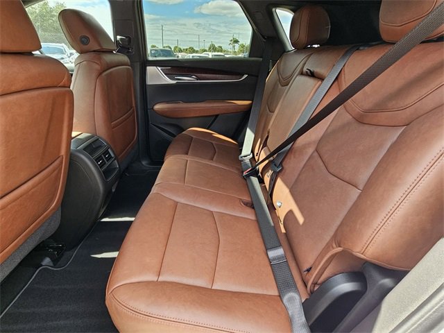 New 2025 Cadillac XT5 Premium Luxury image 31