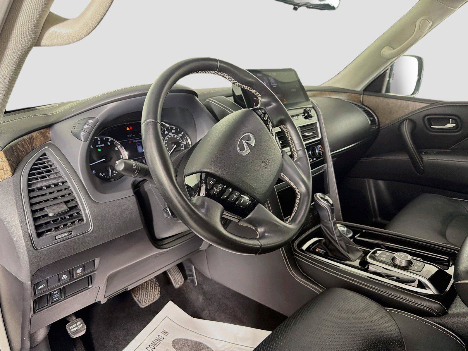 Used 2024 INFINITI QX80 Premium Select w/ Cargo Package AWD/4WD image 9
