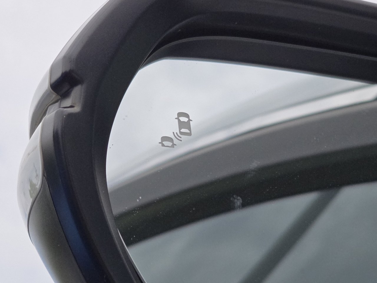 Used 2017 Honda CR-V EX-L image 9