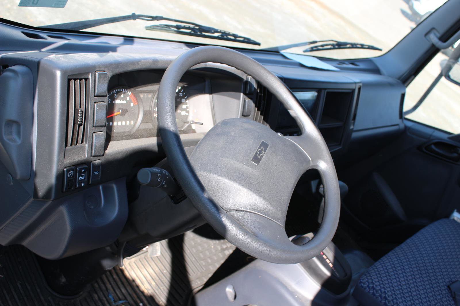 New 2024 Chevrolet Low Cab Forward image 9