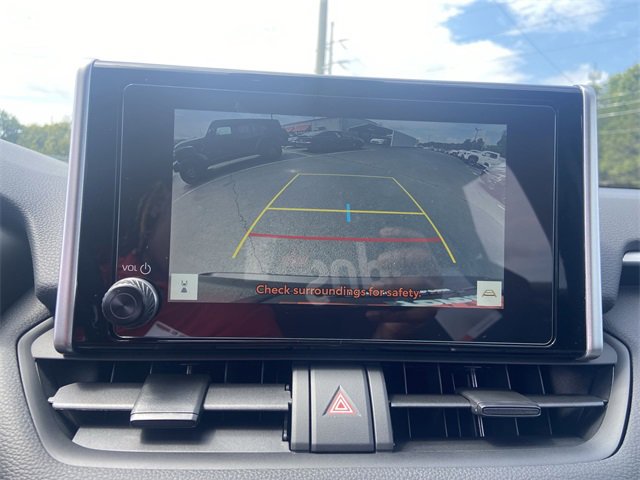 Used 2025 Toyota RAV4 LE image 18