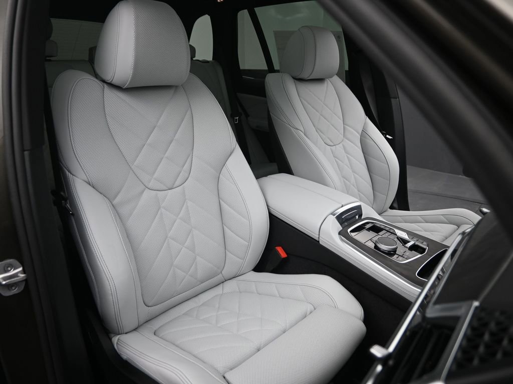 New 2026 BMW X5 sDrive40i RWD image 29