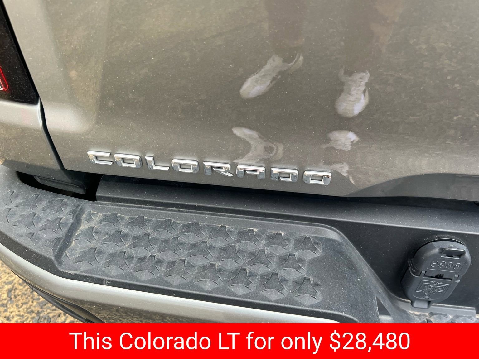 Used 2023 Chevrolet Colorado LT w/ LT Convenience Package II image 16