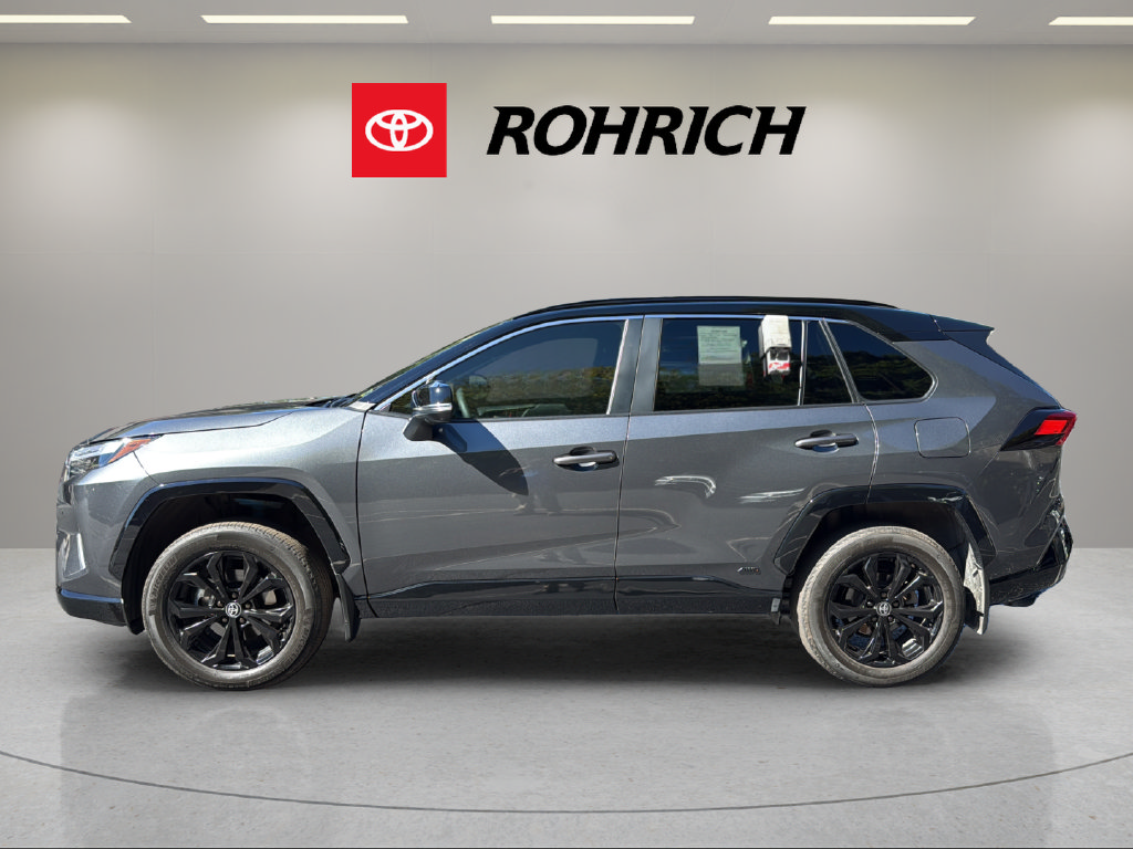 Used 2023 Toyota RAV4 XSE AWD/4WD image 9