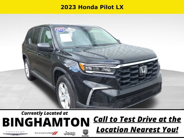 Used 2023 Honda Pilot LX image 1
