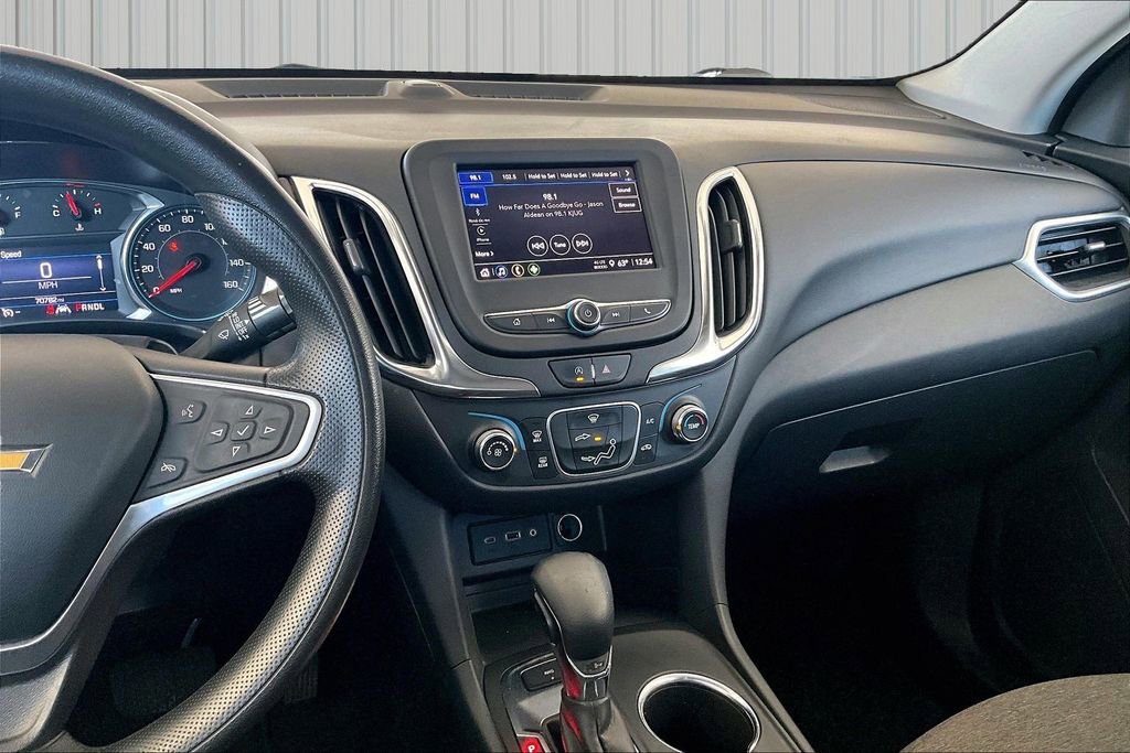 Used 2022 Chevrolet Equinox LT AWD/4WD image 3