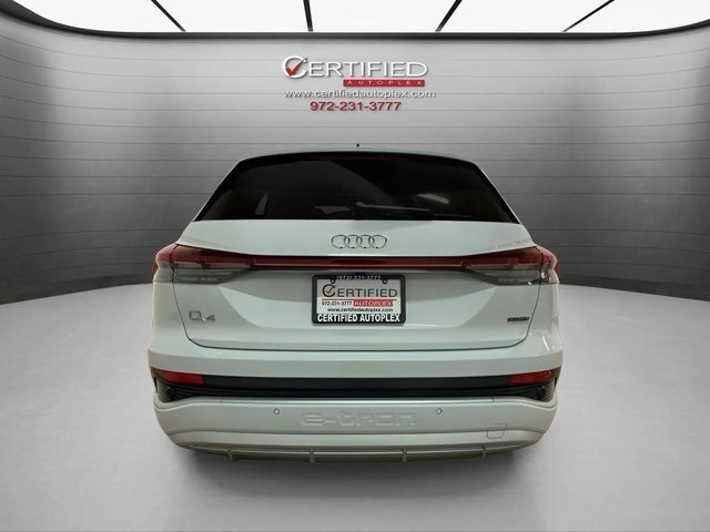 Used 2024 Audi Q4 e-tron Prestige image 97