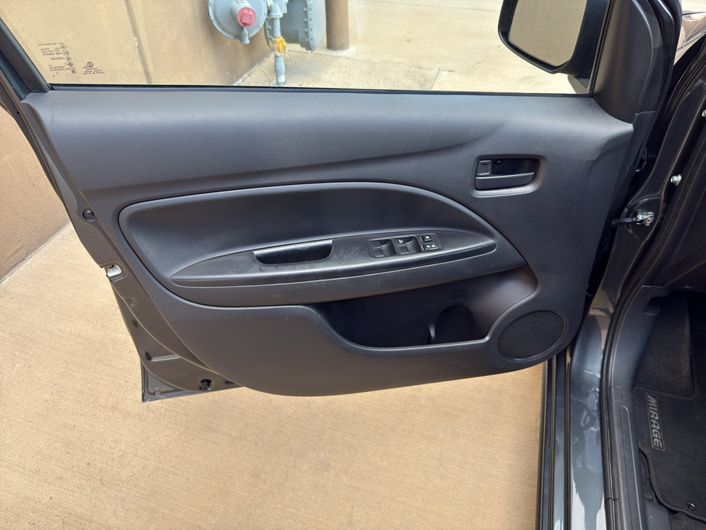 Used 2024 Mitsubishi Mirage ES image 9
