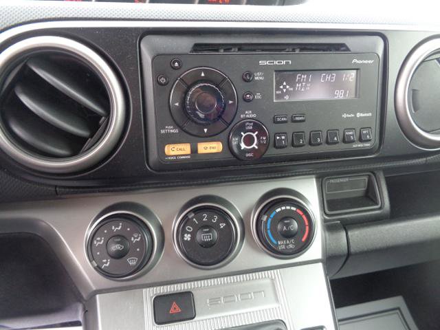 Used 2012 Scion xB 5-Door Wagon 5-Spd MT image 23