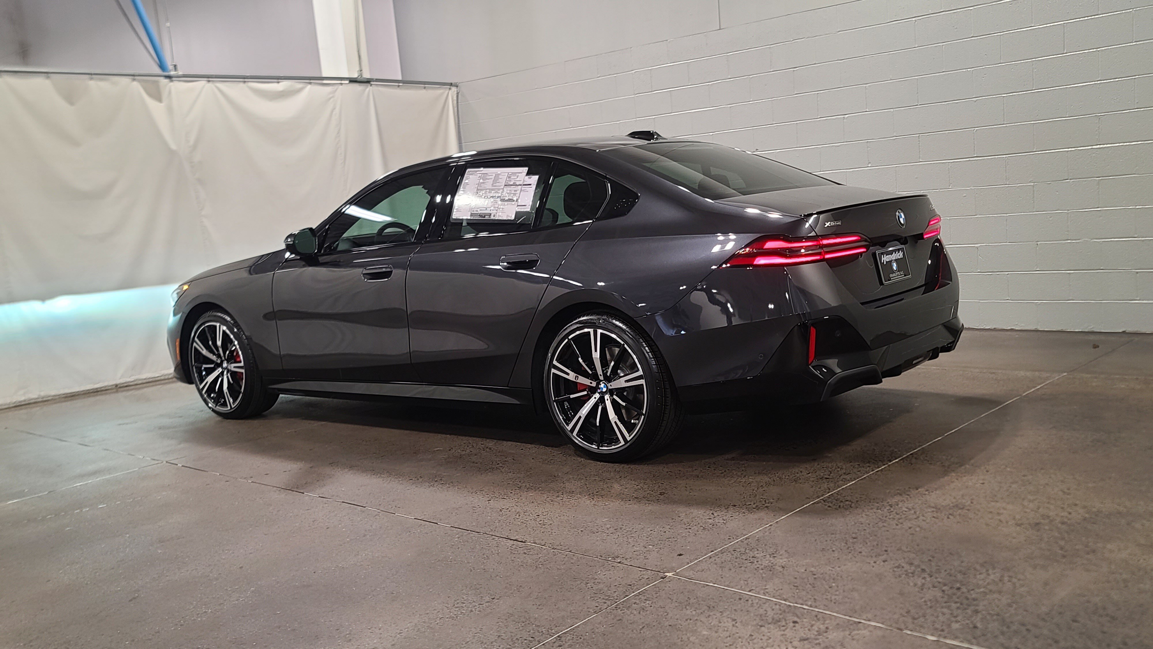 Used 2026 BMW 530i xDrive w/ M Sport Package AWD/4WD image 6