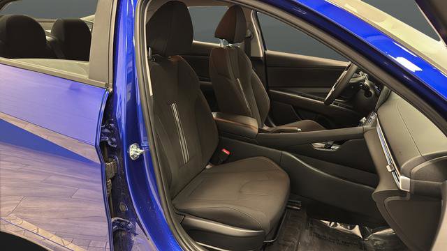 Used 2024 Hyundai Elantra SEL image 10