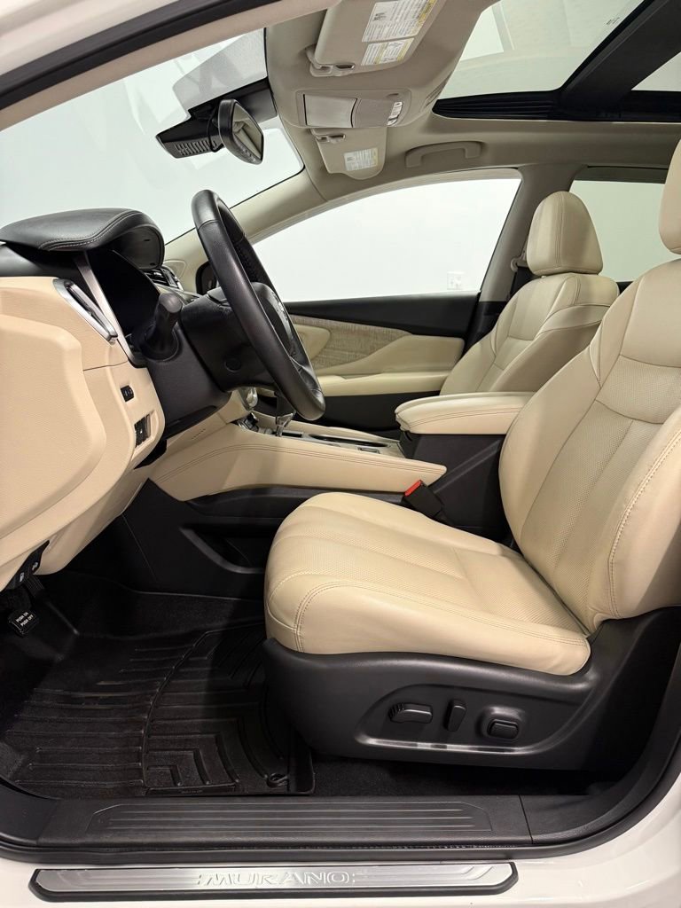 Used 2020 Nissan Murano SL w/ Moonroof Package image 14