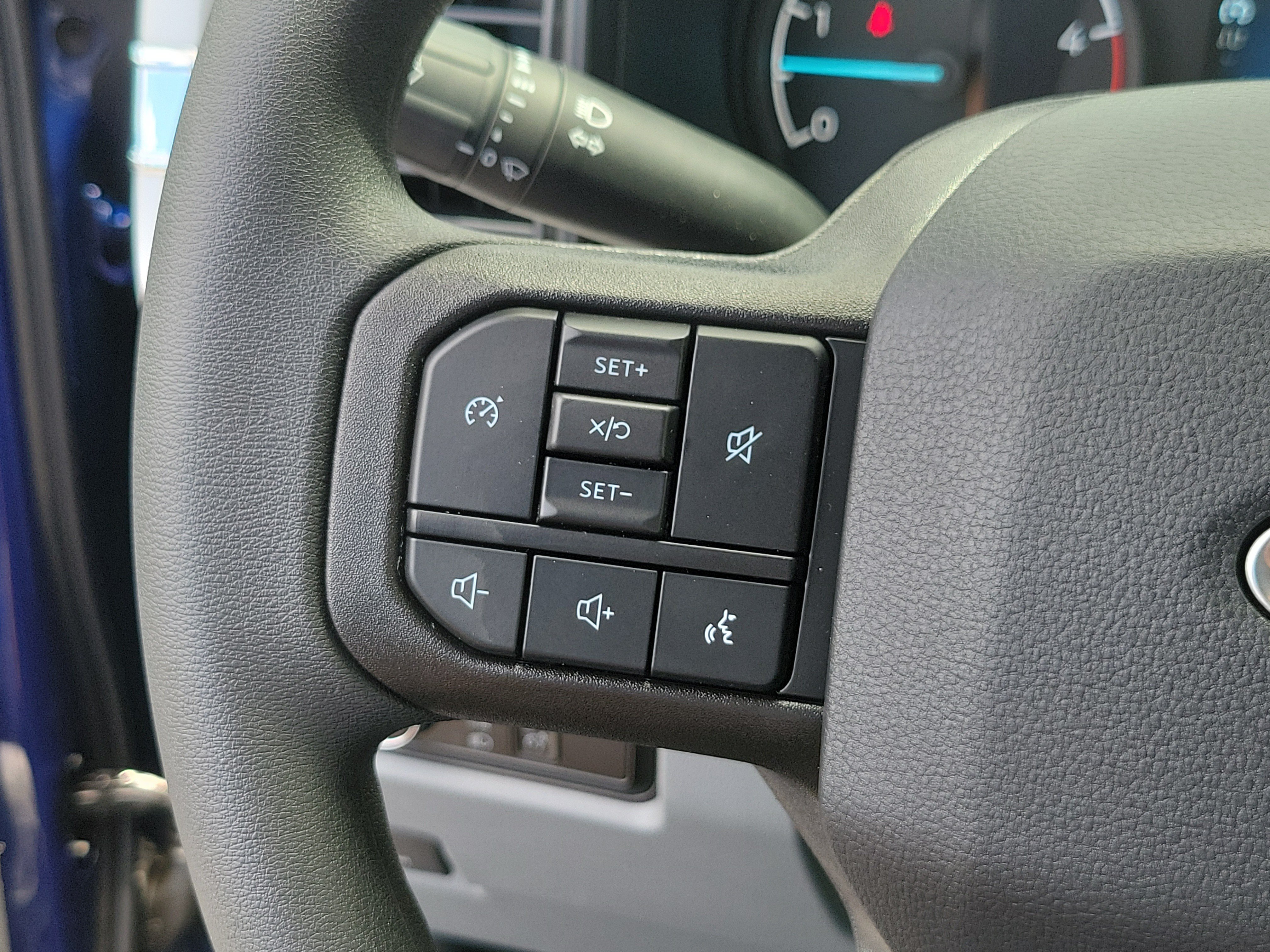 New 2026 Ford F350 XLT w/ 360-Degree Camera Package AWD/4WD image 27