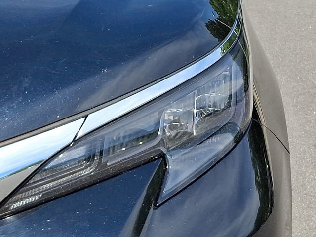Used 2024 Toyota Sienna LE FWD image 9