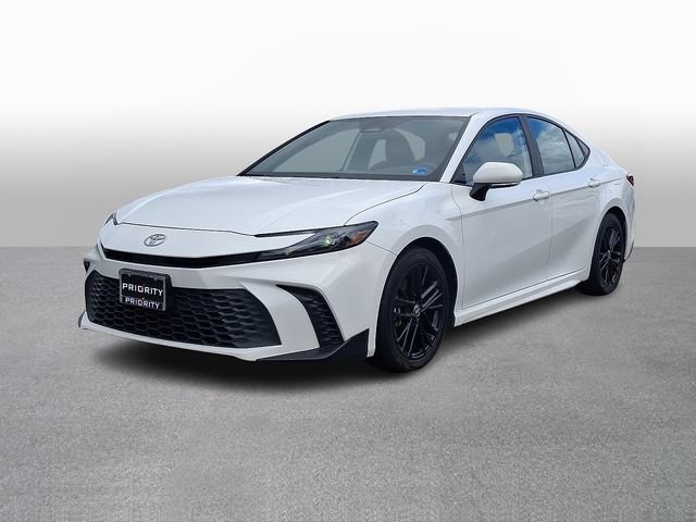 Used 2025 Toyota Camry SE