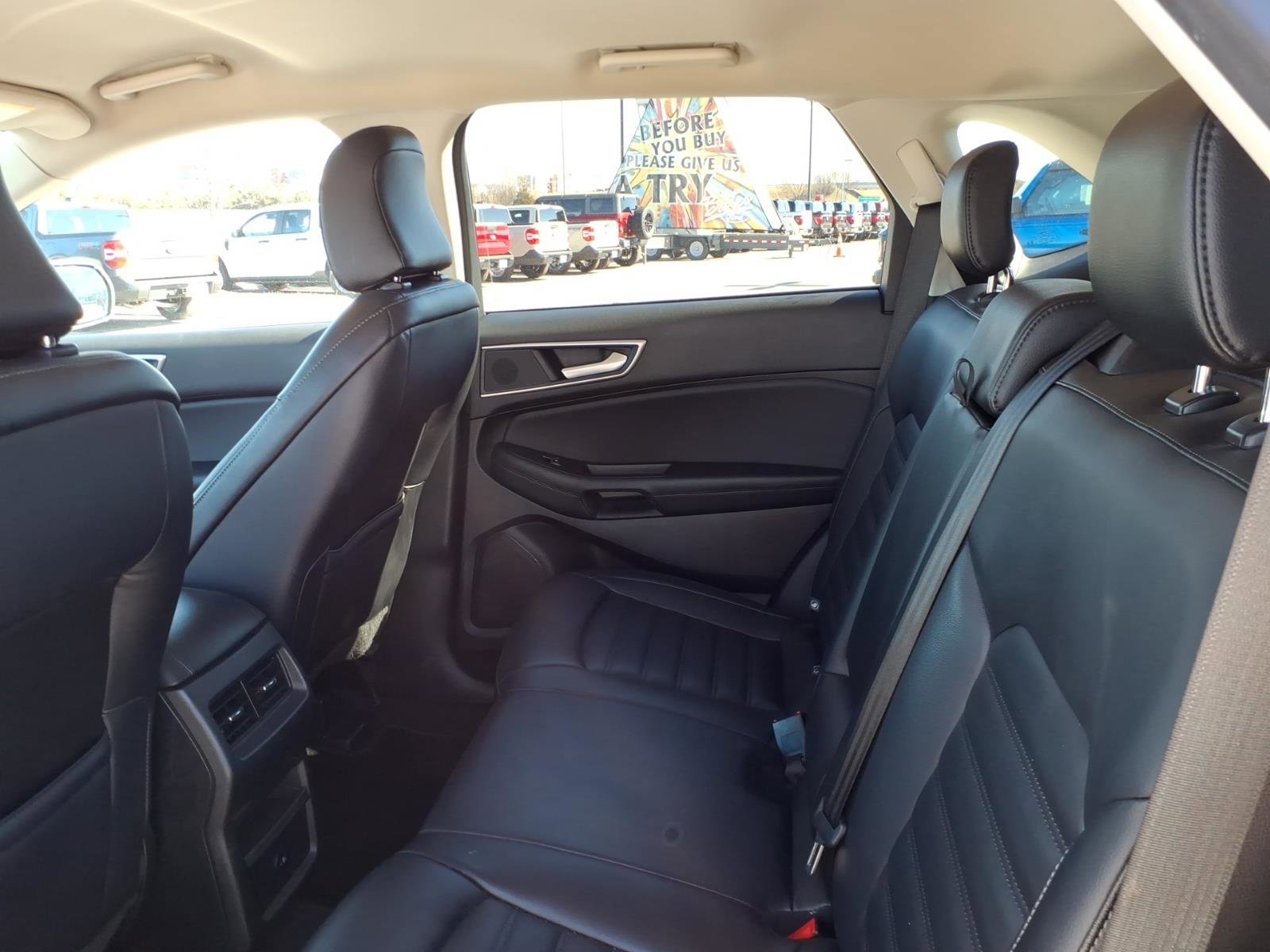 Certified 2024 Ford Edge SEL image 13