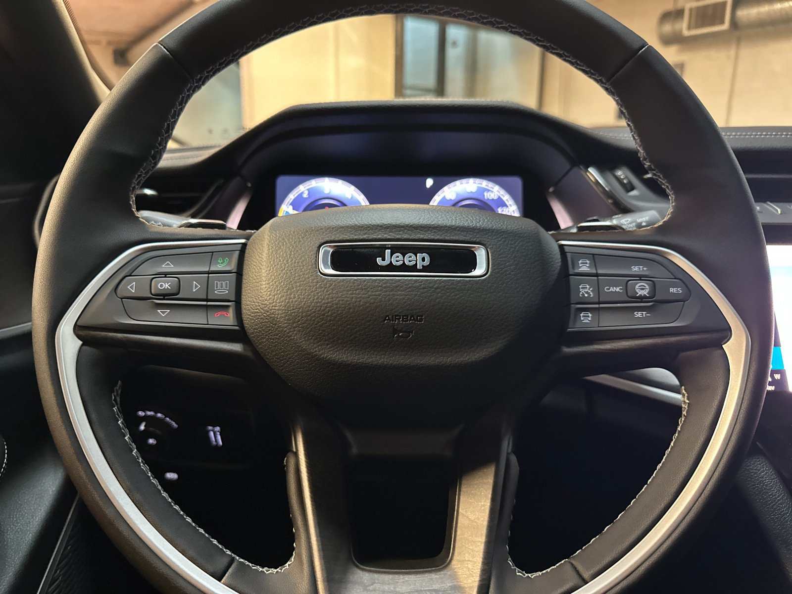 New 2026 Jeep Grand Cherokee L Limited AWD/4WD image 24
