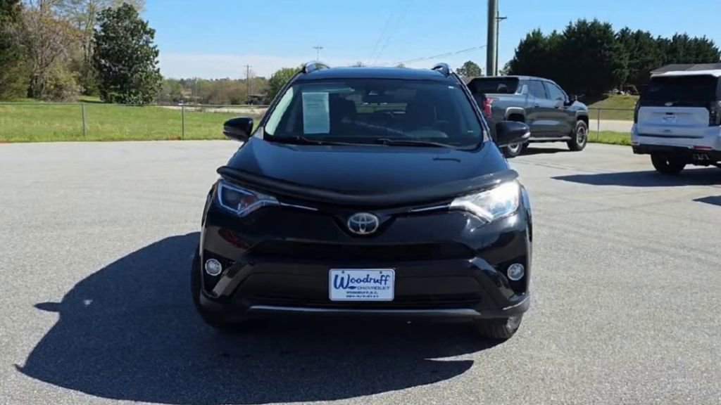 Used 2018 Toyota RAV4 XLE w/ Plus Extra Value Package image 7