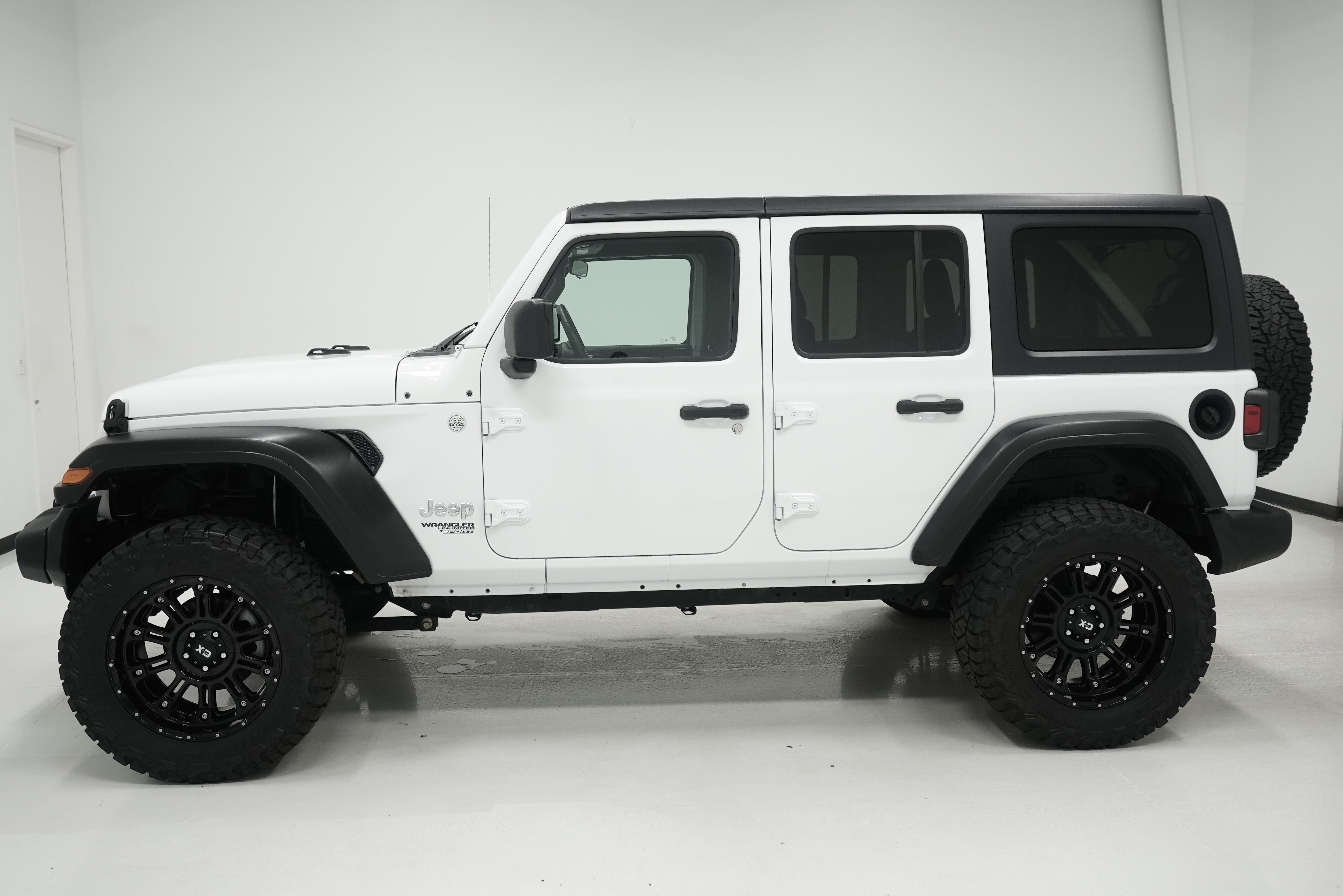Used 2019 Jeep Wrangler Unlimited Sport S AWD/4WD image 7