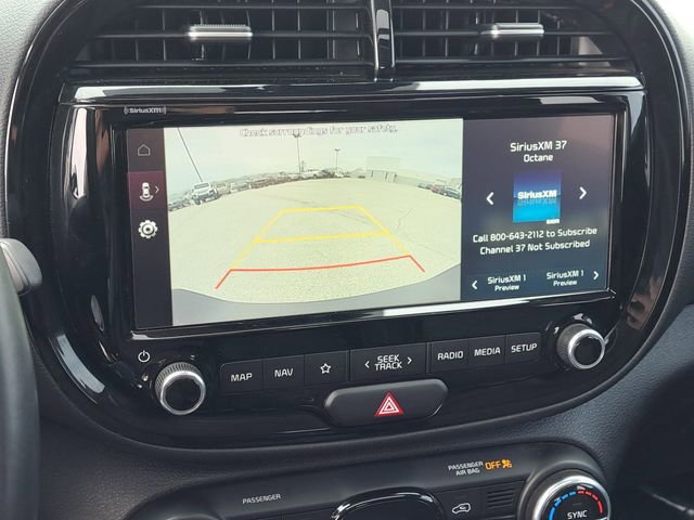 Used 2022 Kia Soul EX image 17