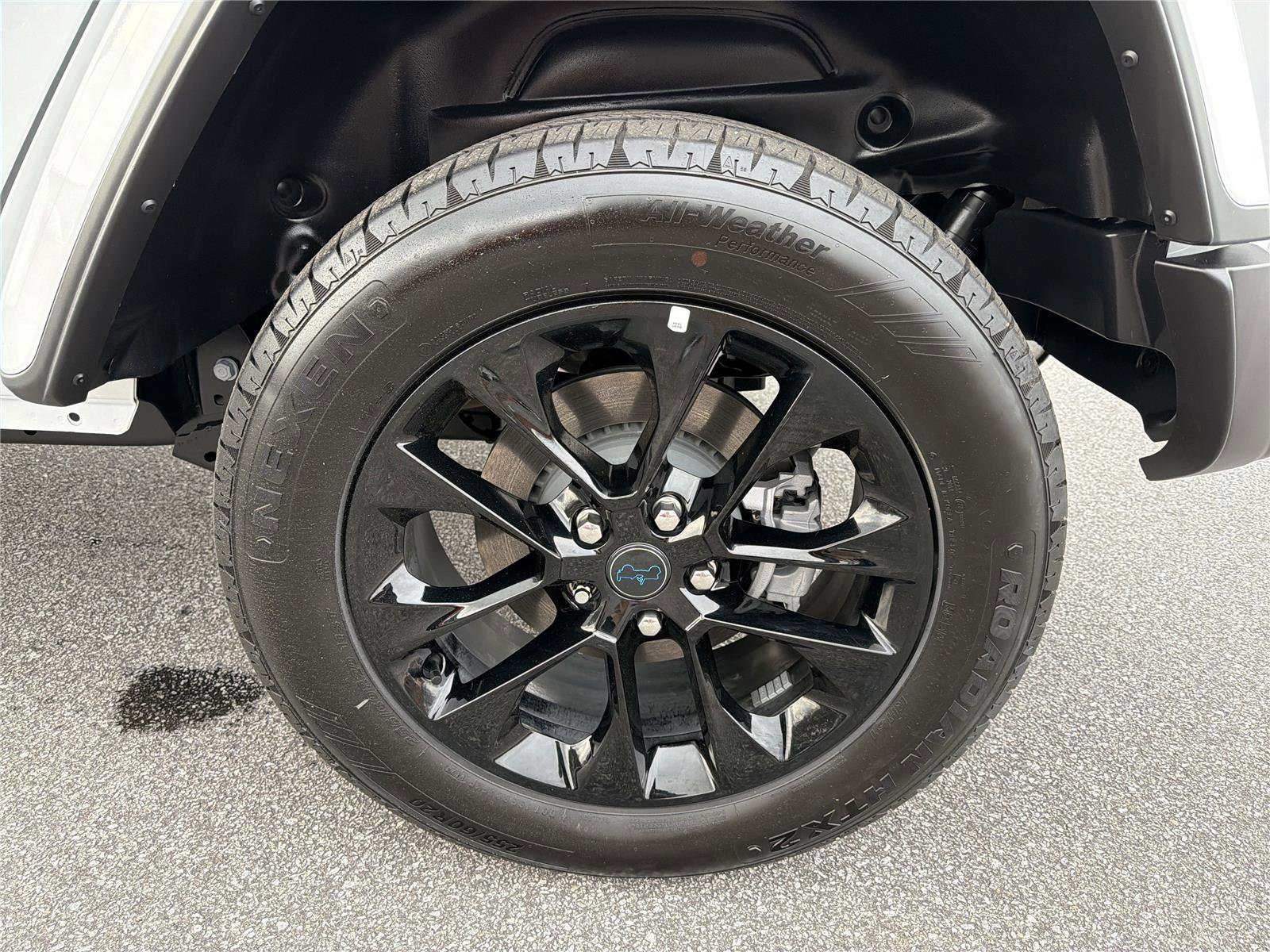 Used 2025 Jeep Wrangler Sahara w/ Safety Group image 20