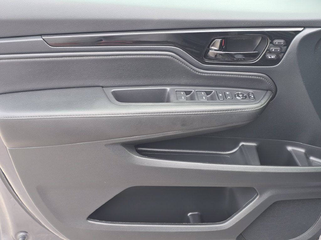 Used 2023 Honda Odyssey Touring image 46
