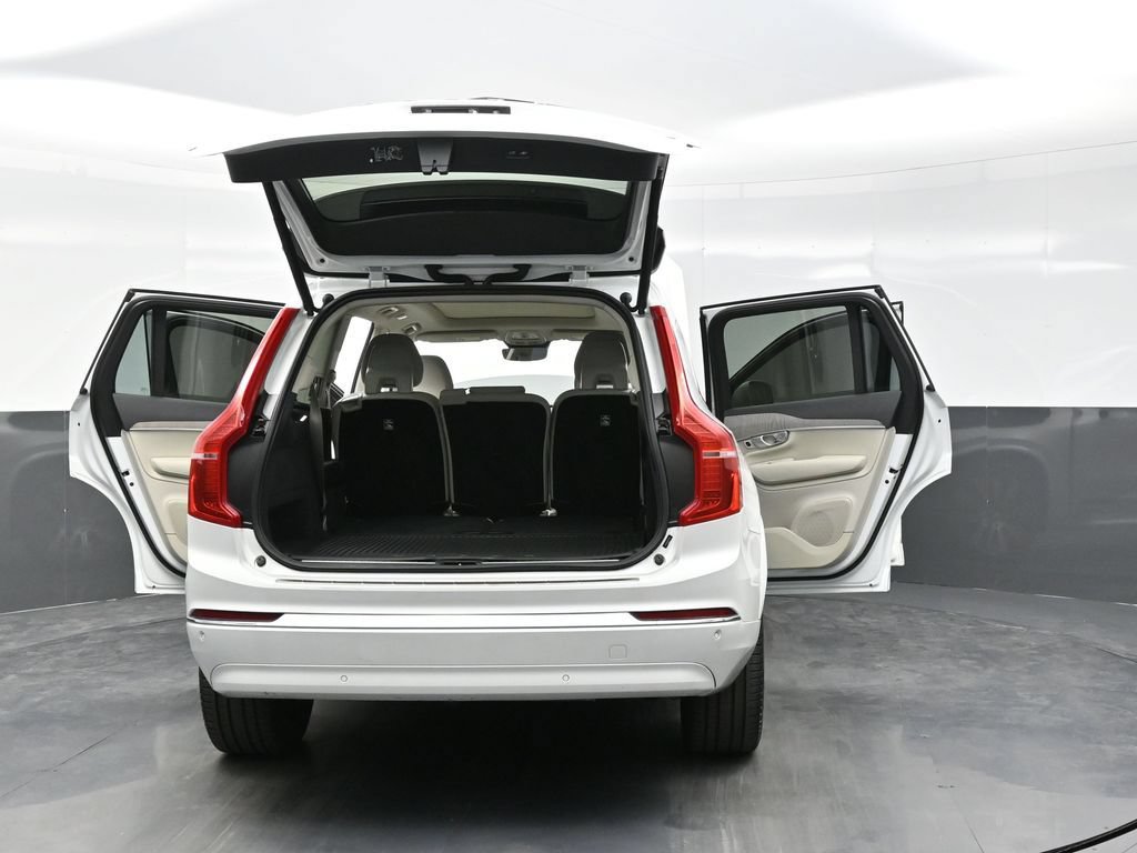 Used 2024 Volvo XC90 T8 Plus w/ Protection Package Premier AWD/4WD image 42