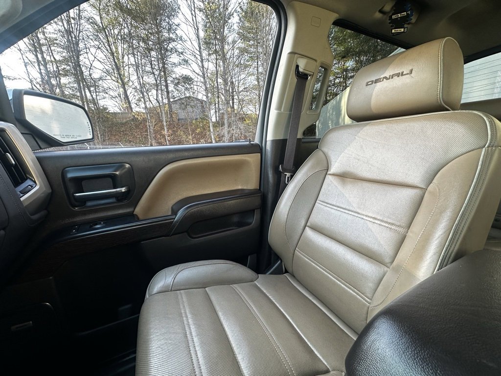 Used 2017 GMC Sierra 1500 Denali w/ Denali Ultimate Package image 16