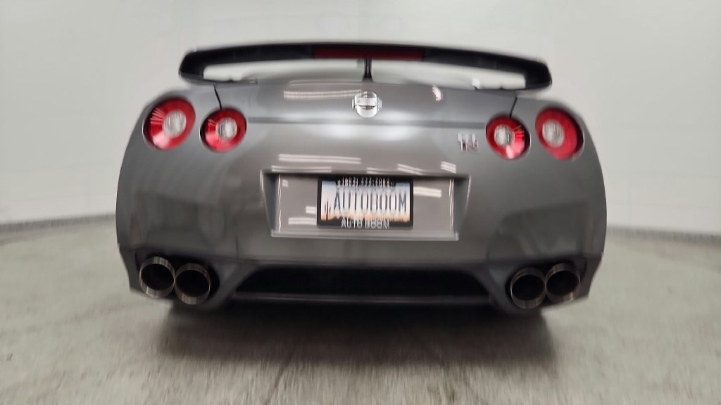 Used 2009 Nissan GT-R Premium AWD/4WD image 22