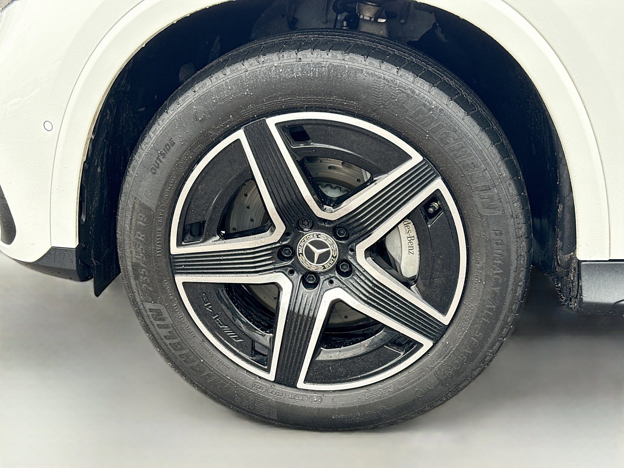 Used 2024 Mercedes-Benz GLC 300 4MATIC image 9