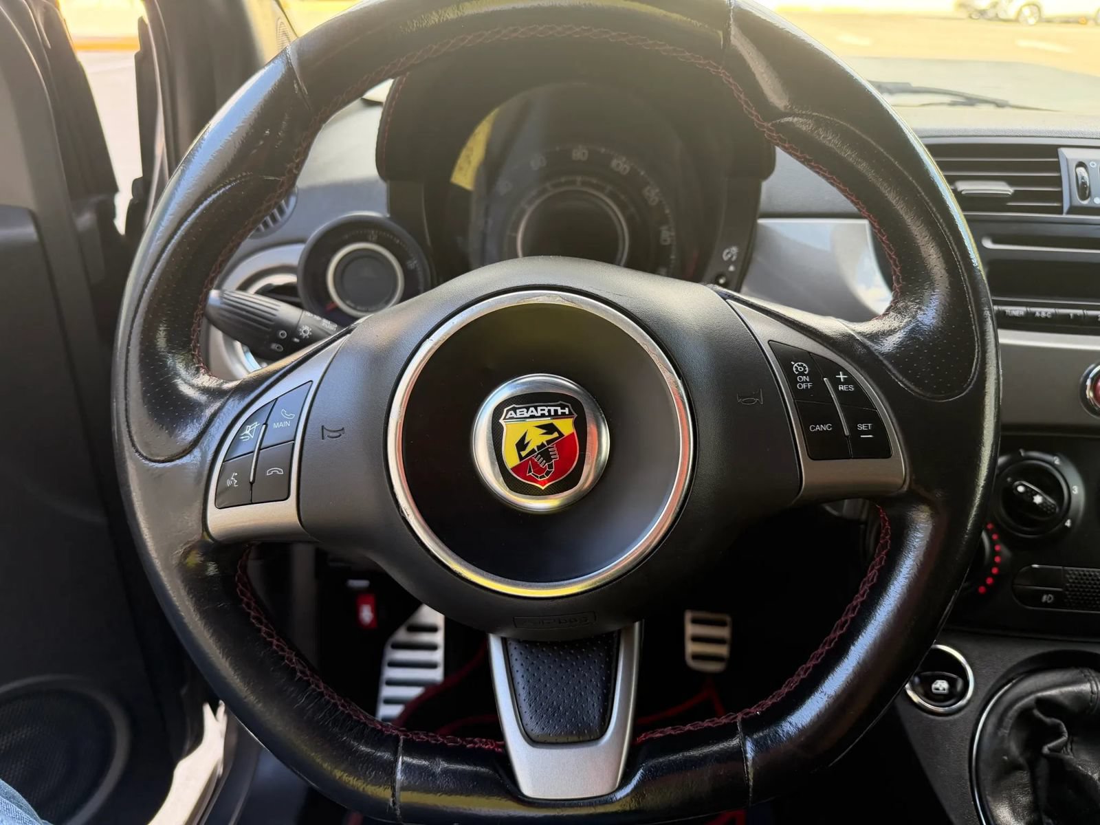 Used 2013 FIAT 500 Abarth FWD image 22
