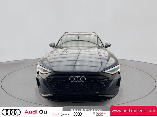 Certified 2024 Audi Q8 e-tron Premium Plus image 2