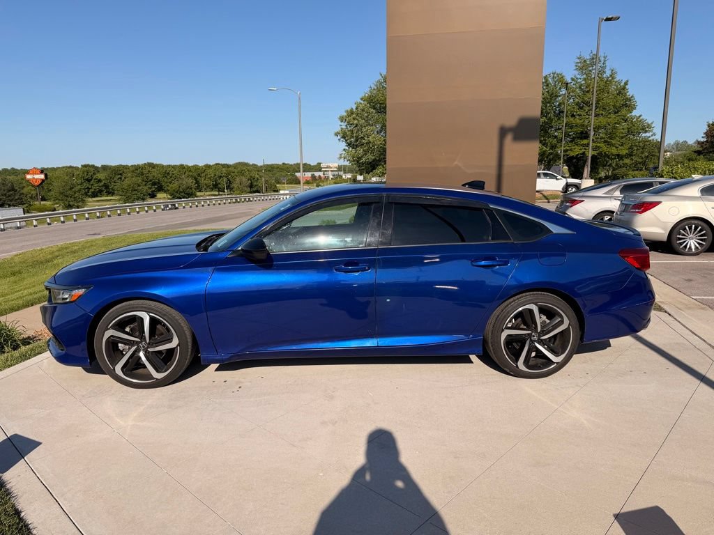 Used 2022 Honda Accord Sport image 6