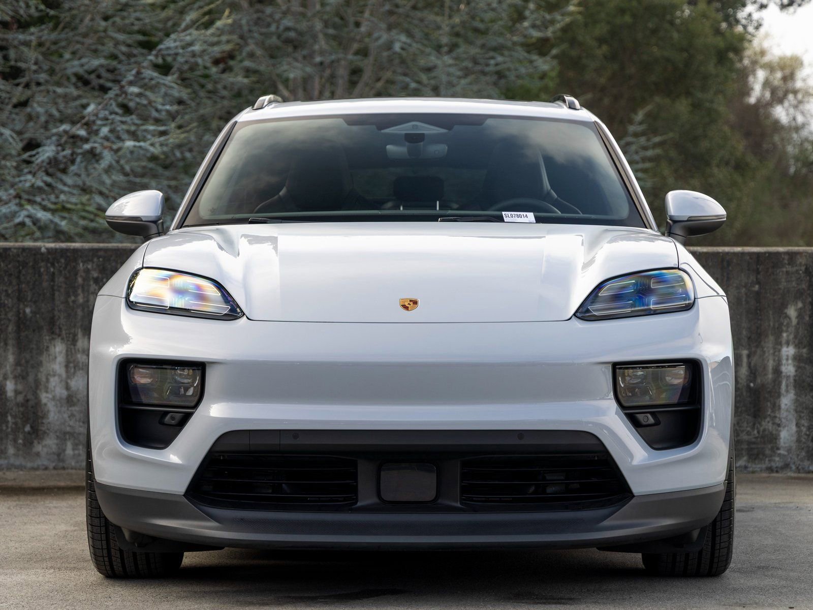 New 2025 Porsche Macan Electric image 8