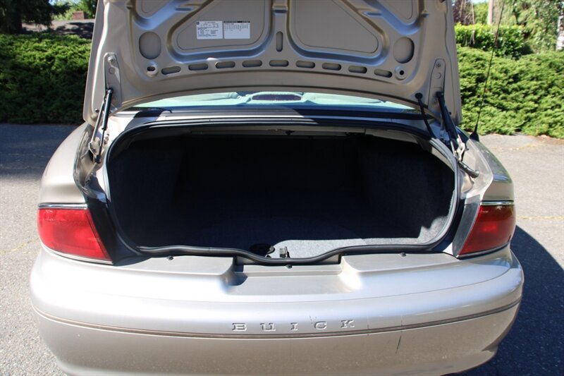 Used 2003 Buick Century Custom w/ Preferred Equipment Group 1SB FWD image 15