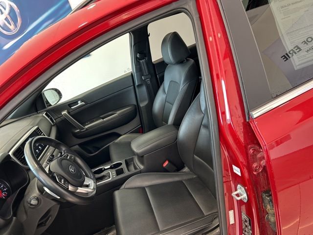 Used 2020 Kia Sportage S w/ S Sunroof Package image 16