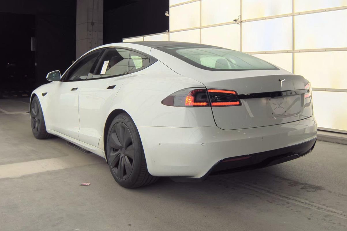 Used 2021 Tesla Model S Long Range AWD/4WD image 3