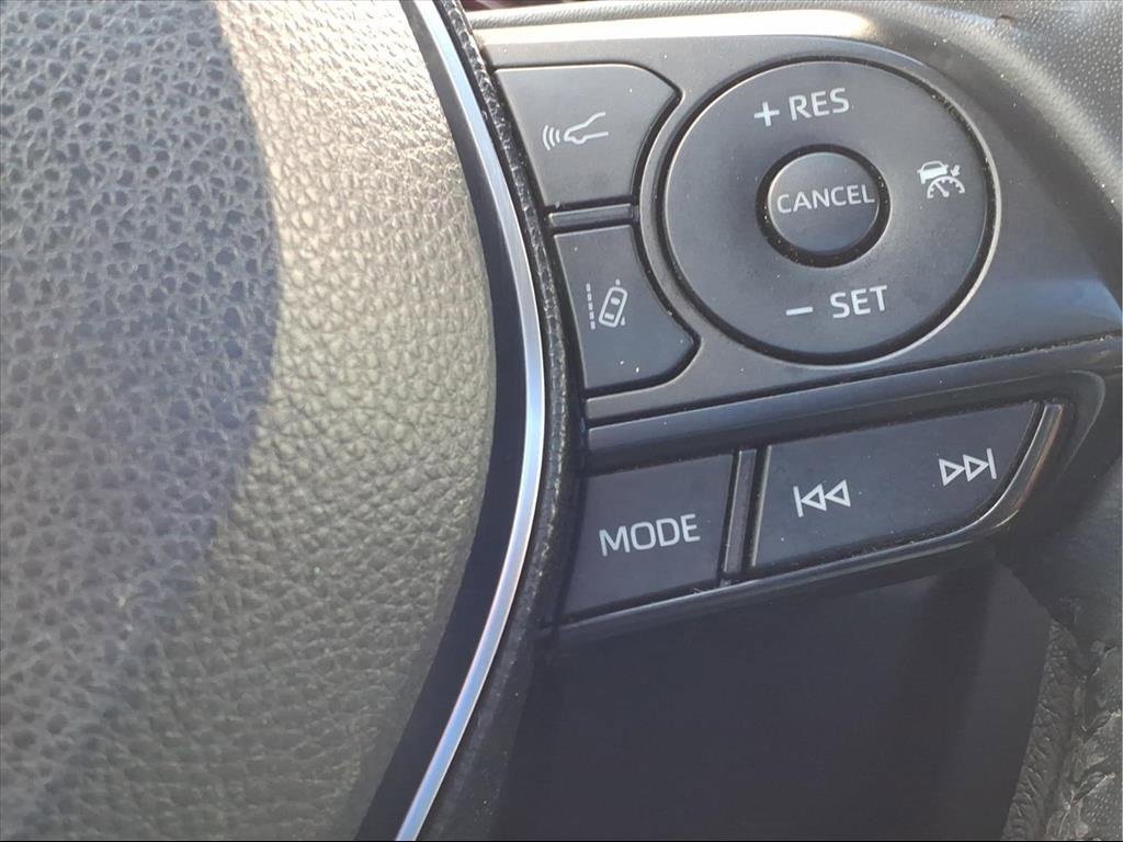 Used 2019 Toyota RAV4 Limited image 29