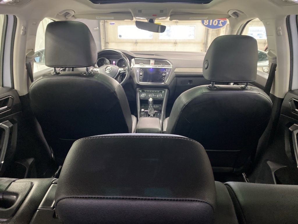 Used 2018 Volkswagen Tiguan SEL w/ 3rd Row Seat Package image 20