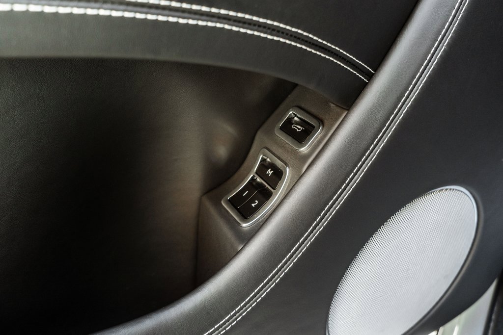 Used 2019 Bentley Bentayga image 20